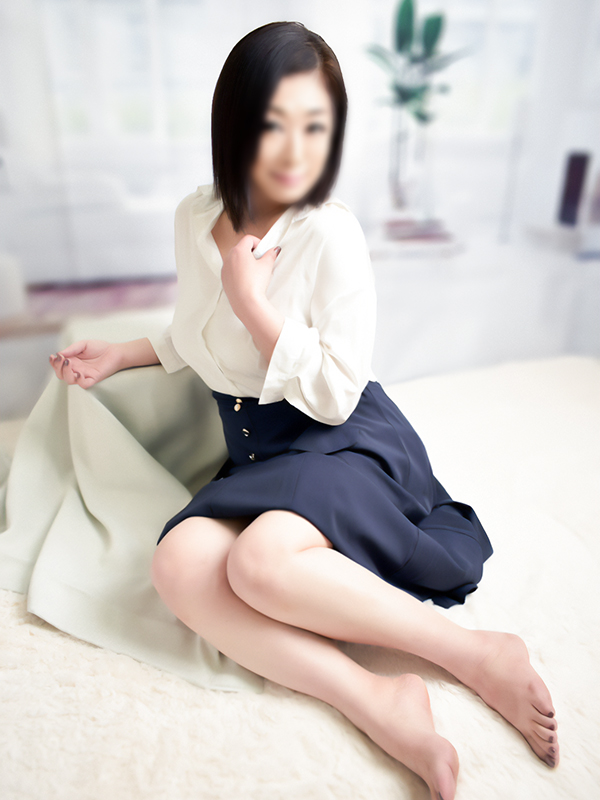 池袋人妻デリヘル【熟女の風俗最終章 池袋店】 かずみ